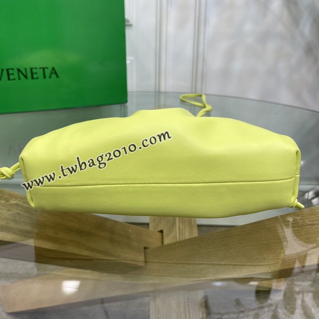 Bottega veneta高端女包 98057 寶緹嘉2021最火The pouch雲朵包 BV經典款編織女包  gxz1401